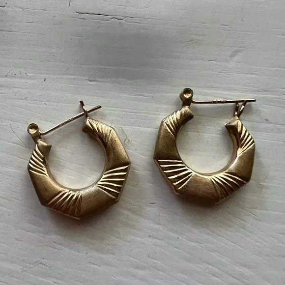 14k Gold Hoop Earrings - Picture 4 of 4
